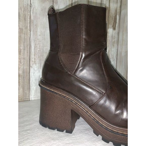 SOLD No Boundaries Vintage Chunky Round Toe Y2k Boots Size 9.5M - Picture 8 of 16